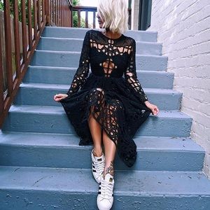 Beautiful Lace Alice McCall Dress